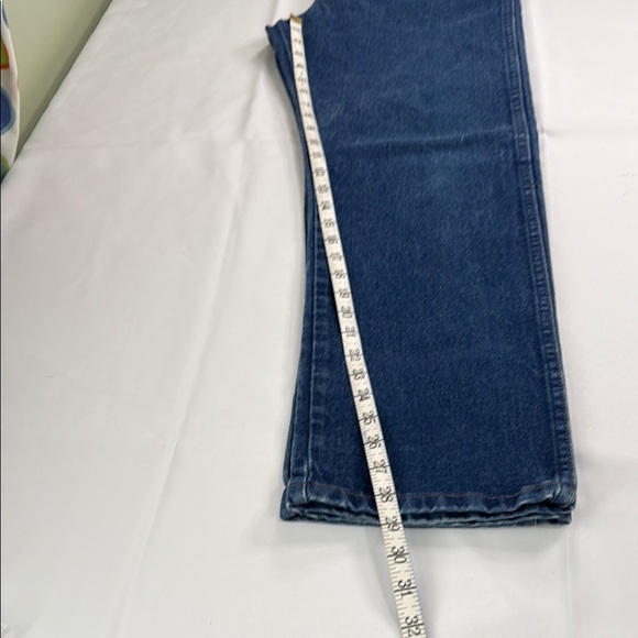 Wrangler Classic Blue Straight Jeans with Durable Denim - Picture 3 of 8